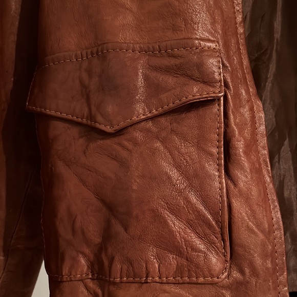 Leather jacket - Picture 4 of 5